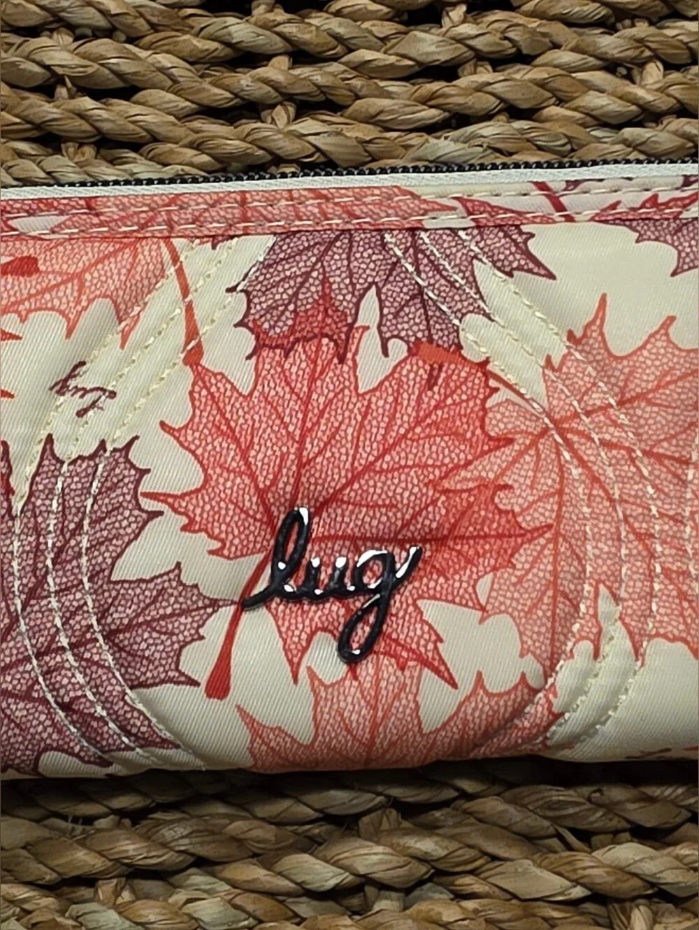Lug Maples Cream Tendu Zip Around Wallet NWOT